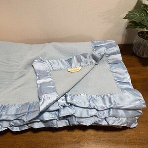 Vintage North Star Wool Blanket Blue Nylon Satin Trim 57x72